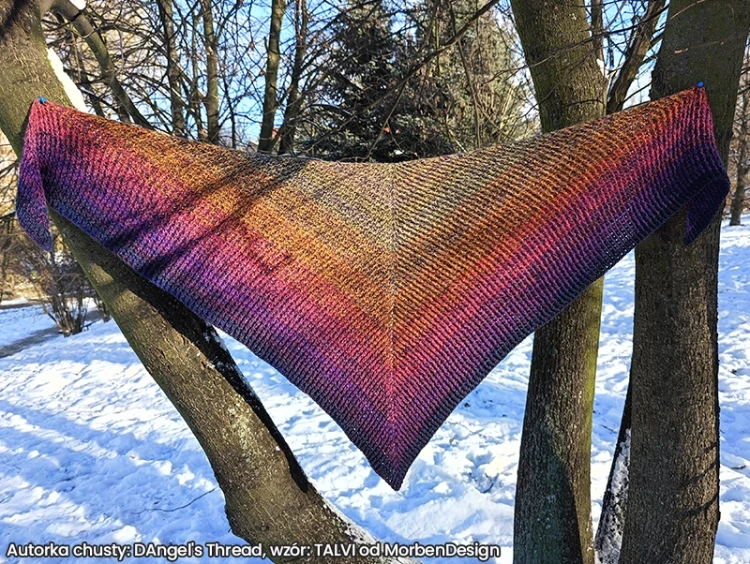 Autorka chusty: DAngel's Thread, wzór: TALVI od MorbenDesign