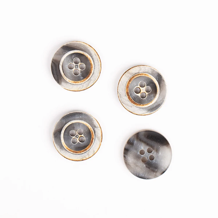 Guzik Drops opalany plastikowy / 18 mm / 623