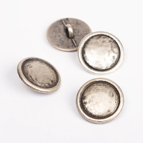 Guzik Drops na stopce srebro / 20 mm / 529