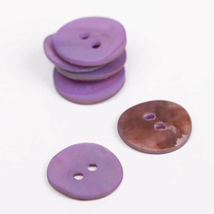 Guzik Drops okrągły fiolet muszla / 15 mm / 619