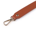 Uchwyt / rączka do torby z eko skóry z karabińczykiem / 108 cm / brąz-złoto / 890715