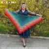 Autorka chusty: CrocheT Tailoring; Wzór: Mehendi od Crochethands; Szydełko: 3 mm; Wymiary przed blokowaniem:
75x164 cm; Wymiary po blokowaniu: 78x185 cm