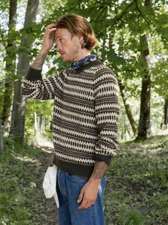 Wzór druty Sandnes Garn Kleiva Sweater For Man 2410_05 - w języku angielskim