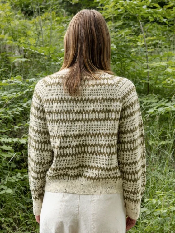 Wzór druty Sandnes Garn Kleiva Cardigan 2410_08 - w języku angielskim