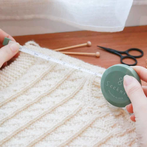 Centymetr / miara krawiecka zwijana Seeknit / matcha