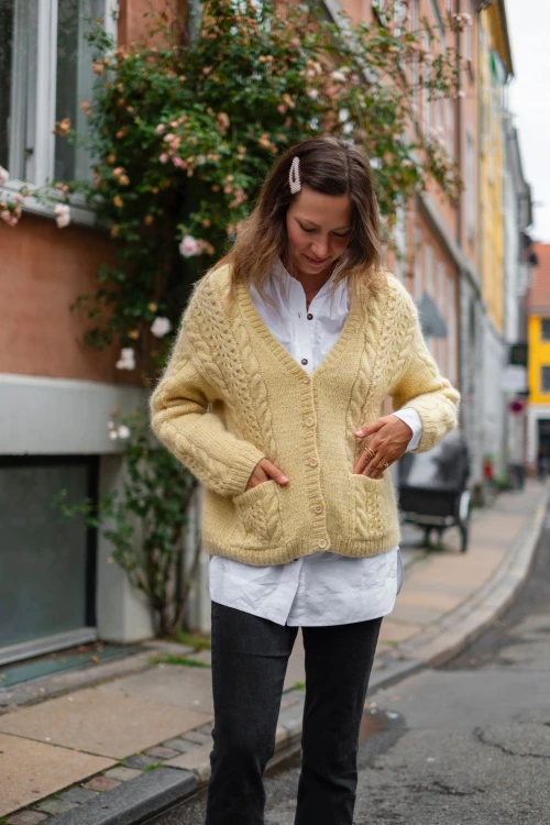 Książka Knits to Wear / Veronika Lindberg - w języku angielskim
