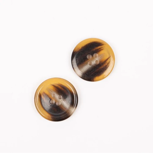 Guzik Drops imitacja rogu karmel / 23 mm / 710
