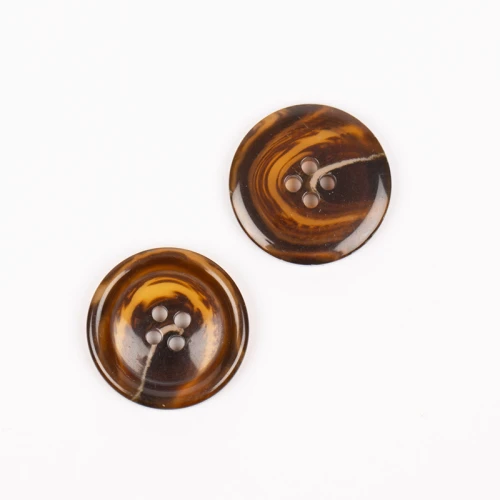 Guzik Drops imitacja rogu drewno tekowe / 25 mm / 708