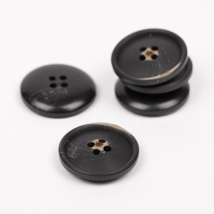 Guzik Drops imitacja drewna opalane / 23 mm / 706