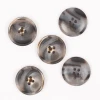 Guzik Drops imitacja drewna mocha / 23 mm / 702