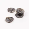 Guzik Drops imitacja drewna mocha / 15 mm / 701