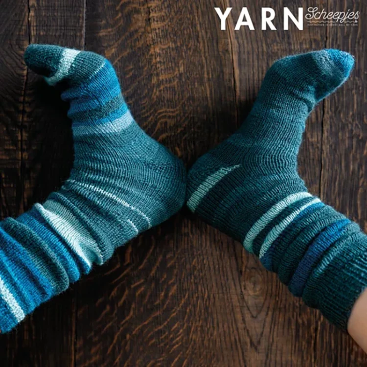 Magazyn Scheepjes Yarn / nr 18 / The Family Issue / w języku angielskim
