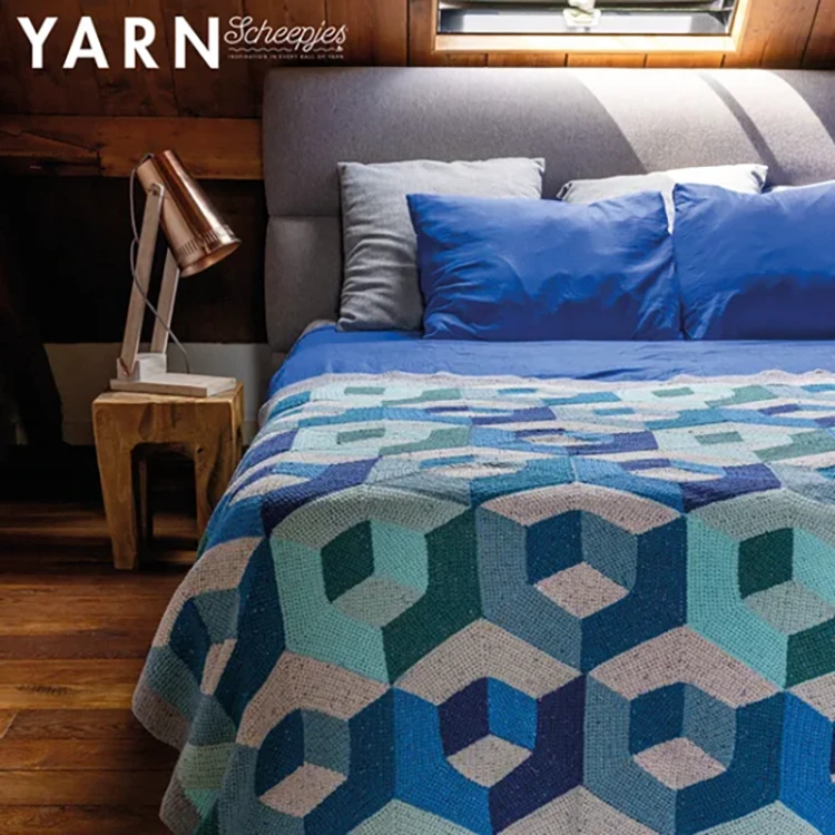 Magazyn Scheepjes Yarn / nr 18 / The Family Issue / w języku angielskim