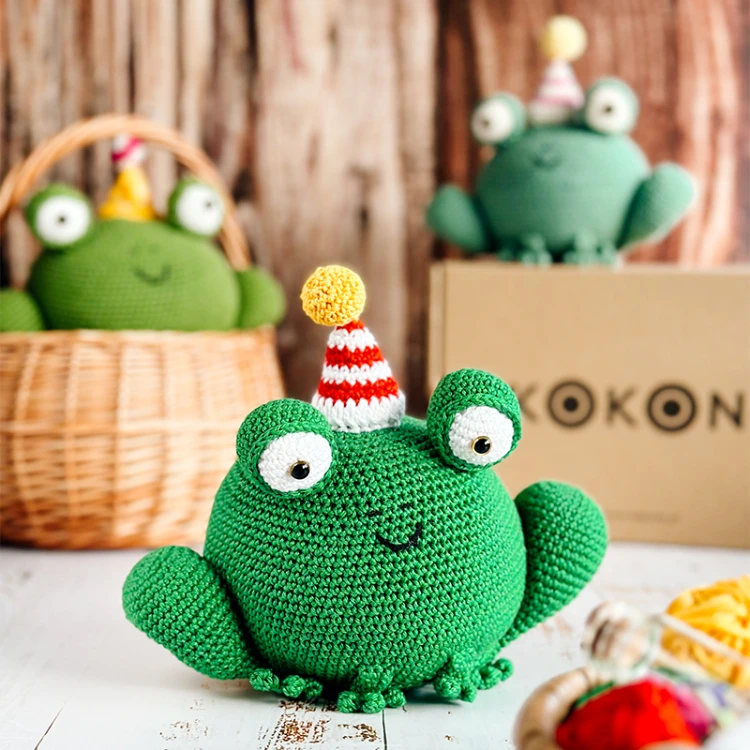 Zestaw na maskotkę amigurumi Żabol od Gosi Golby @szydlaki_pluszaki
