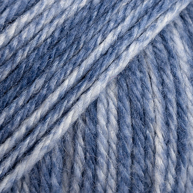 Włóczka skarpetkowa Drops Fiesta 38 / niebieska mgiełka / print