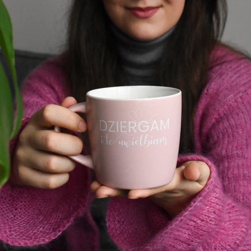 Kubek KOKONKI Accessories "Dziergam i to uwielbiam" / róż