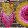 Autorka chusty: CrocheT Tailoring; wzór Firletka od Pomysłowa Manufaktura; Szydełko: 3,25 mm; Wymiary chusty: 86 cm x 193 cm