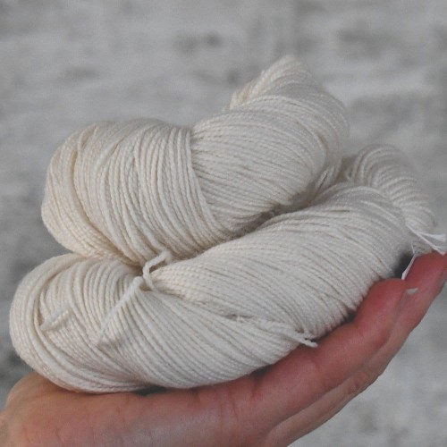 Profesjonalna baza do farbowania Non Superwash / fingering / 2ply