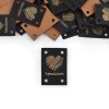 73305.jpgZestaw metek ekoskóra "Handmade" serce / czarno-złoty / 30 x 20 mm / 5 szt.