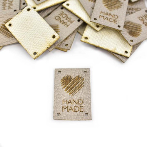Zestaw metek ekoskóra metalizowana "Handmade" serce / beż / 20 x 30 mm / 5 szt.