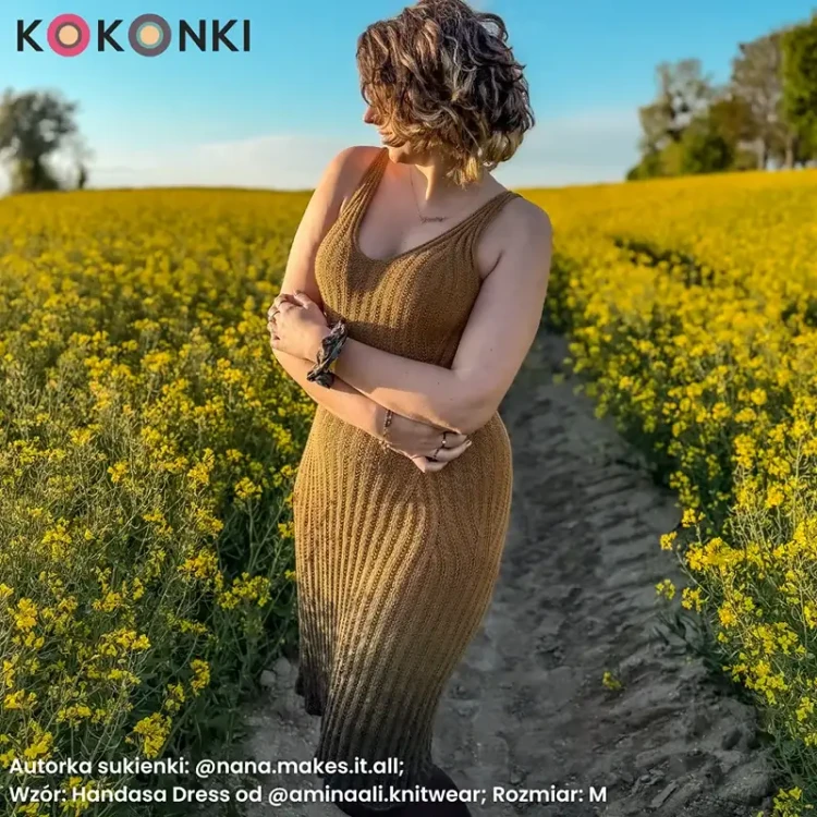 Autorka sukienki: @nana.makes.it.all; Wzór: Handasa Dress od @aminaali.knitwear; Rozmiar: M