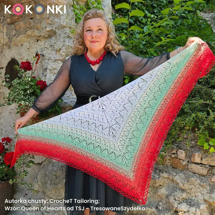 Autorka chusty:  CrocheT Tailoring; Wzór: Queen of Hearts od TSJ - TresowaneSzydełko