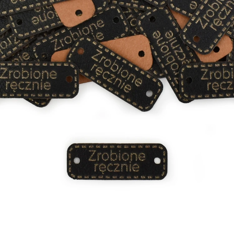 Metka ekoskóra "Zrobione ręcznie" / czerń złoto / 30 x 11 mm / 1 szt.