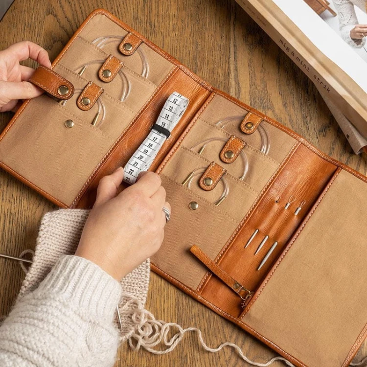 Etui / organizer / RE:DESIGNED / Project 7 / skóra / burned tan/gold