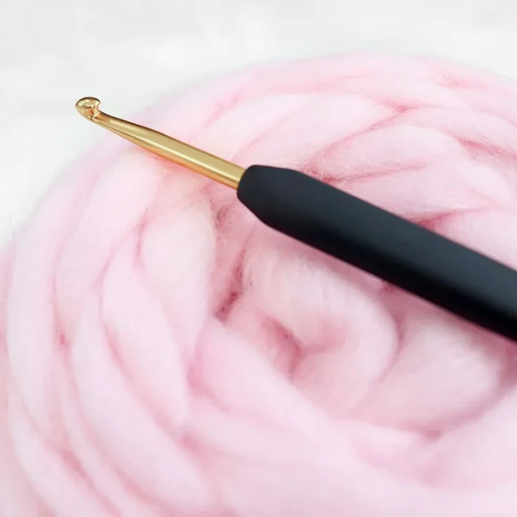 Szydełko KnitPro Soft Grip ZŁOTE z czarną rączką