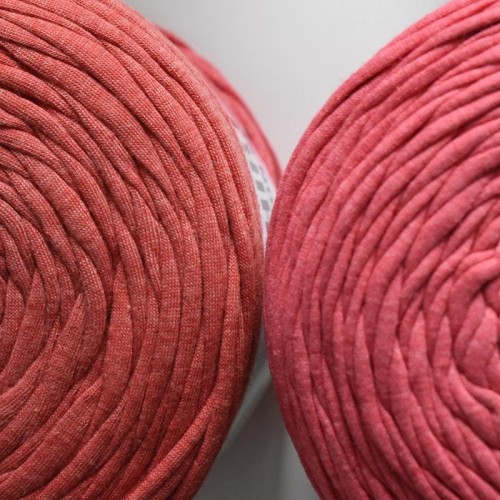 T-shirt Yarn Cotton Spaghetti / malina melanż