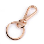 Karabińczyk metalowy z kółkiem / 15 x 38 mm / różowozłoty / 1 szt / 900325 