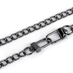 Łańcuszek do torebki z karabińczykiem / 6 mm / 125 cm / czarny nikiel / 930953