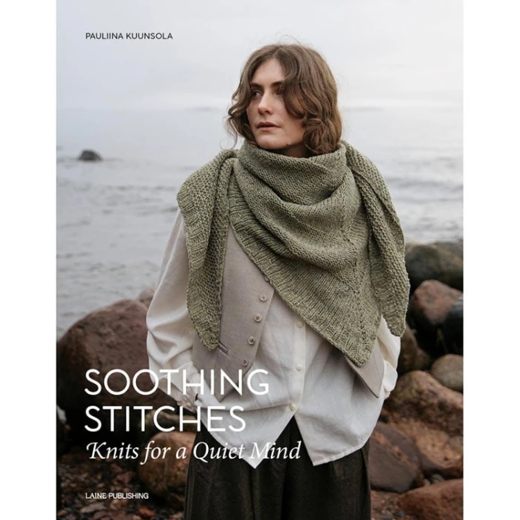 Książka Soothing Stitches Knits for a QuietMind / Laine Publishing - w języku angielskim