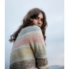 Książka Soothing Stitches Knits for a QuietMind / Laine Publishing - w języku angielskim