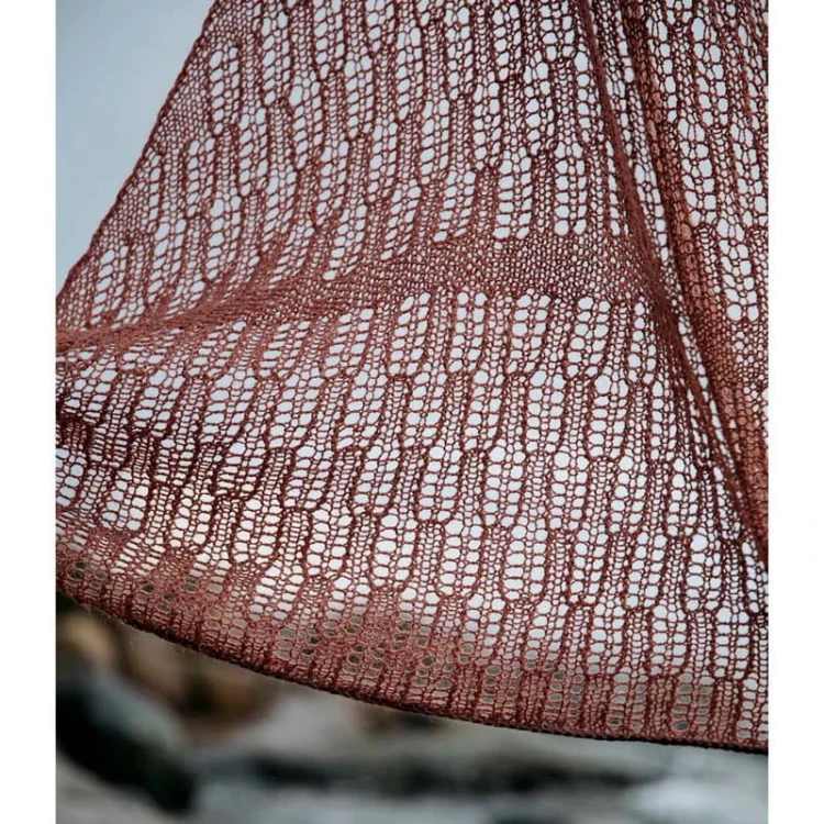 Książka Soothing Stitches Knits for a QuietMind / Laine Publishing - w języku angielskim