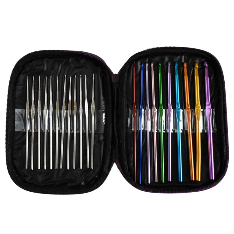 Zestaw szydełek 0.6 - 6.5 mm / etui ekoskóra / 22 szt
