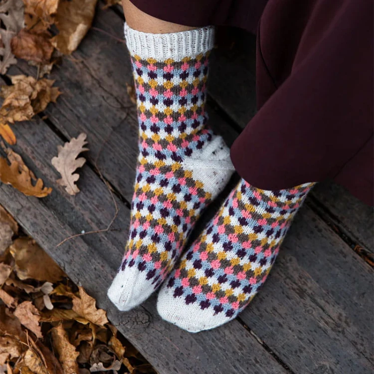 Książka 52 Weeks of Scrap Yarn: Projects for Crafters - w języku angielskim