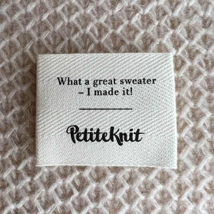 Metka tkana PetiteKnit "What a great sweater - I made it!" / naturalny /  5 x 4 cm / 1 szt