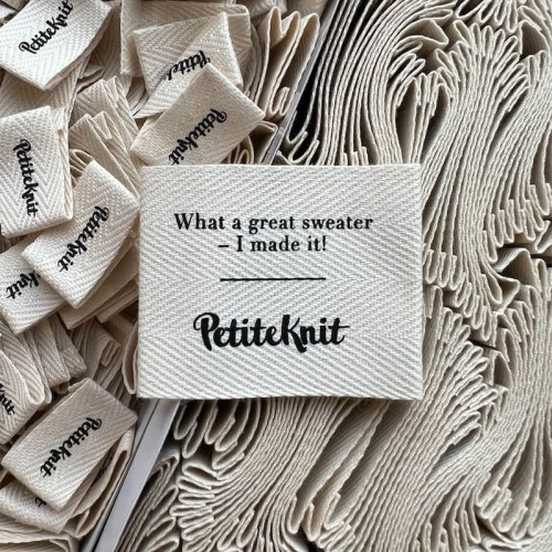 Metka tkana PetiteKnit "What a great sweater - I made it!" / naturalny /  5 x 4 cm / 1 szt