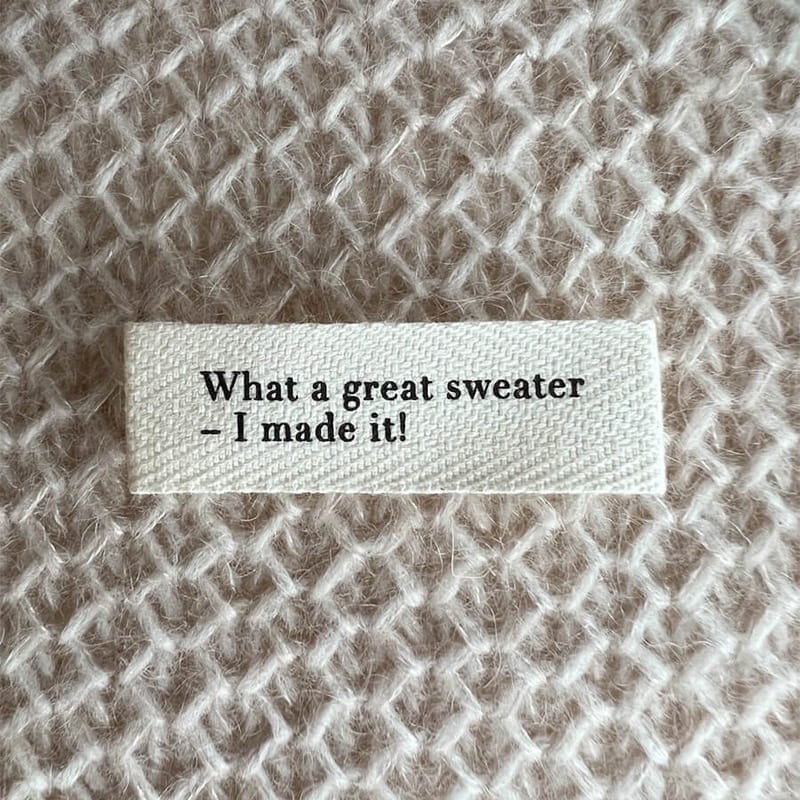 Metka tkana PetiteKnit "What a great sweater - I made it!" / mała / naturalny /  1,5 x 5 cm / 1 szt