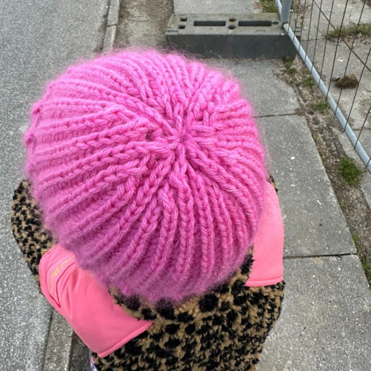 Wzór PetiteKnit / September Hat - w języku angielskim