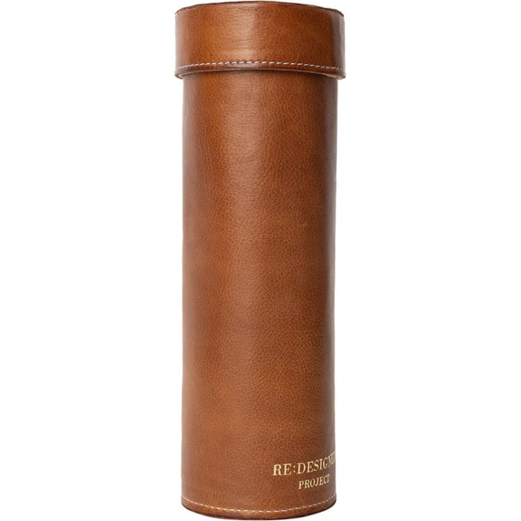 Etui / RE:DESIGNED / Project 48 / skóra / walnut