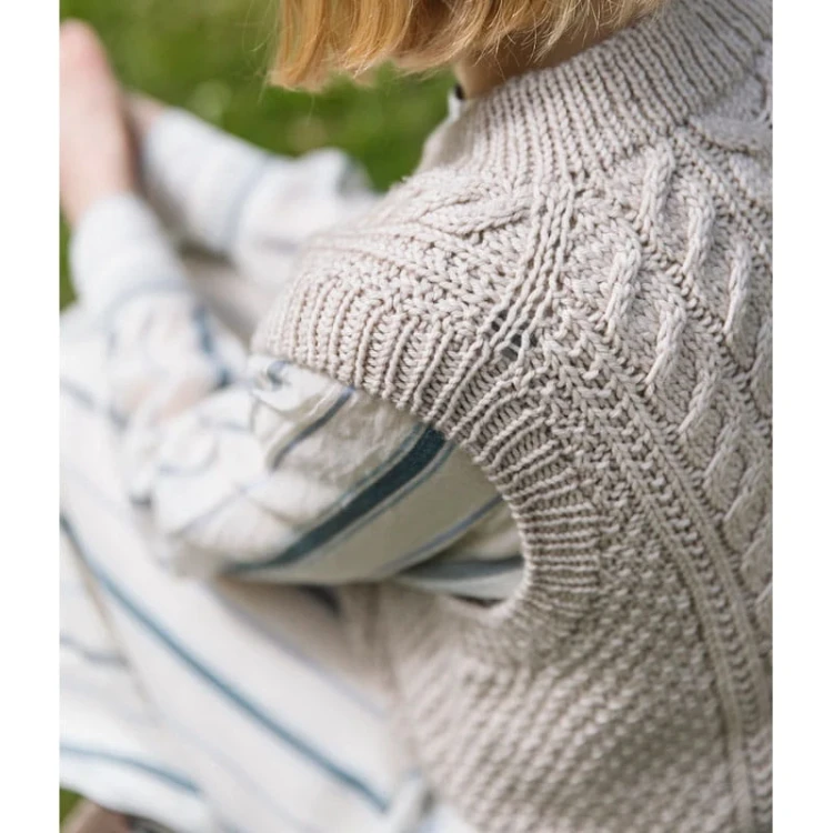 Książka My Dream Knits / Laine Publishing - w języku angielskim