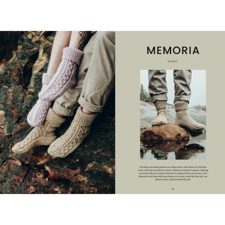 Książka Lace and Cables With Love / Cozy Publishing - w języku angielskim