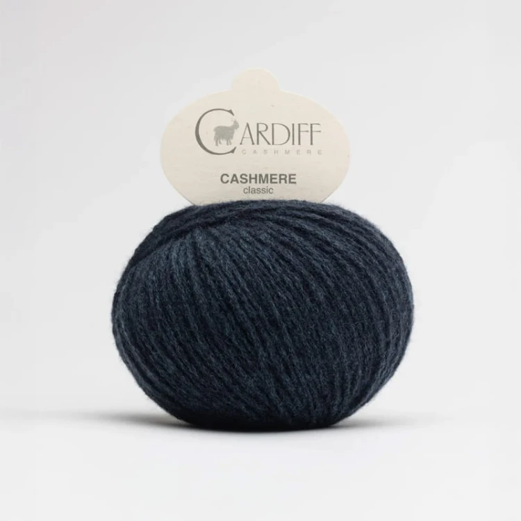 Włóczka Cardiff Cashmere Classic 739 / japan blue / burza