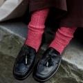 Książka Foundations: 20 Knitted Accessories / Laine Publishing - w języku angielskim