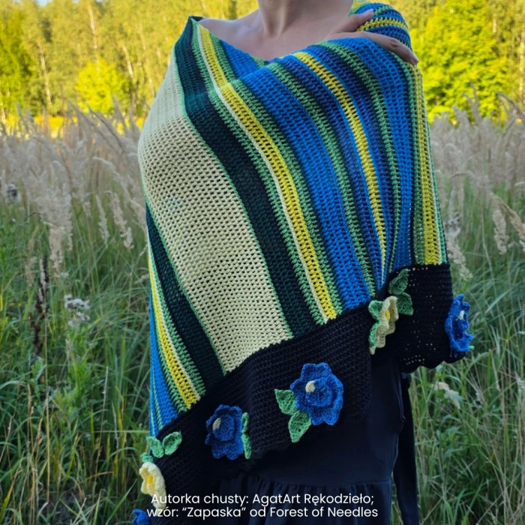 Autorka chusty: AgatArt Rękodzieło; wzór: “Zapaska” od Forest of Needles