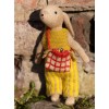 Książka Chez Myrtil: More Seamless Friends To Knit And Love / Laine Publishing - w języku angielskim