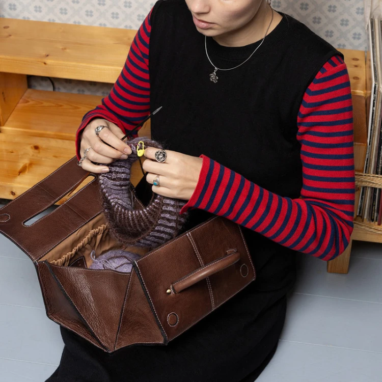Organizer / torba / RE:DESIGNED / Project 134 / skóra / woodsmoke