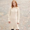 Książka Nordic Chic: Knitting a Modern Wardrobe / Laine Publishing - w języku angielskim